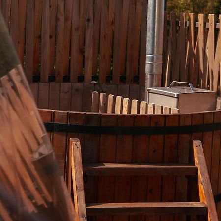 Glamping Village Sarpi Ngoại thất bức ảnh