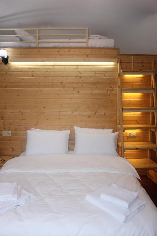 Glamping Village Sarpi Ngoại thất bức ảnh