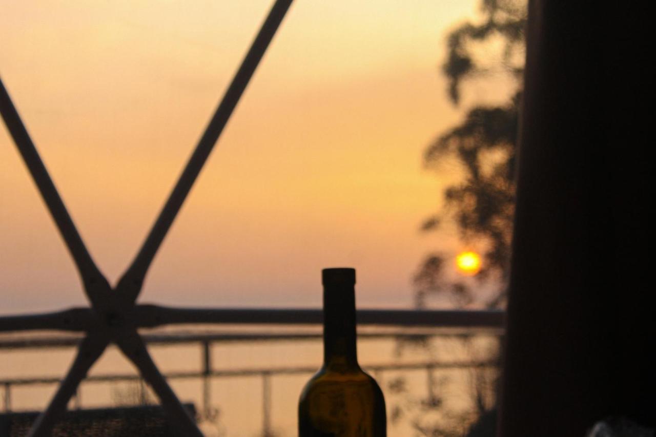 Glamping Village Sarpi Ngoại thất bức ảnh