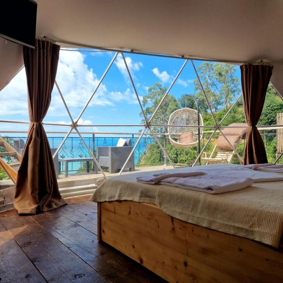 Glamping Village Sarpi Ngoại thất bức ảnh